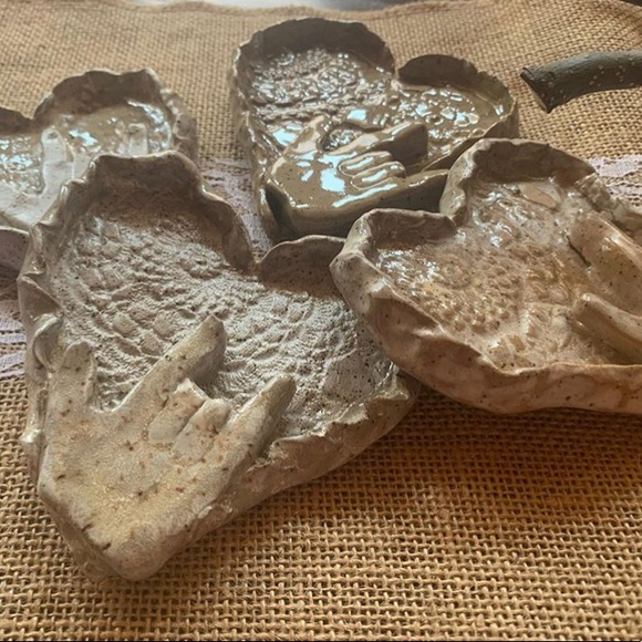 Handmade Ceramic Sign Language I Love You pottery - Picture 2 of 5